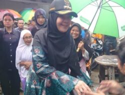 Walikota terpilih Bunda Eva kunjungi korban banjir Bandar Lampung