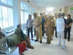 Kunjungan Wakil Bupati Lam – Teng di Rumah Sakit Demang Sepulau Raya
