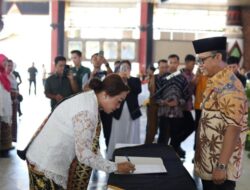Bupati dan Wabup Hadiri Pelantikan Gabungan Organisasi Wanita (GOW) Lampung Tengah