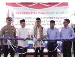 Ardito Wijaya Meresmikan Sekolah Menengah Kejuruan (SMK) Kesehatan Tunas Harapan Bunda