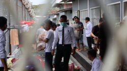 Respons Cepat Penertiban Menyeluruh! Kakanwil Ditjenpas Lampung bersama Kalapas kotabumi gelar Razia bersih-bersih Bersama