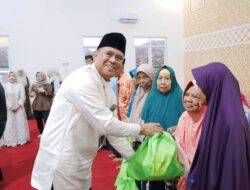 Ketua Takmir Islamic Center Lampung Tengah H. Yunada Maulana Hadiri Penyerahan Bantuan Sosial Dalam Rangka Safari Ramadhan di Bangun Rejo