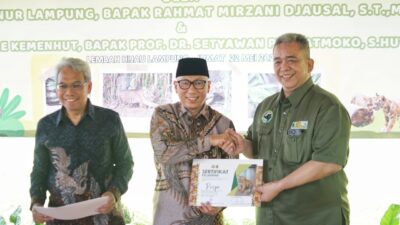 Anak Harimau Sumatera Tampil Perdana, Gubernur Lampung Resmikan Nama