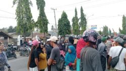 300 Warga Demo Polres Lamteng Minta Mobil dan Sopir yang Ditahan Dibebaskan